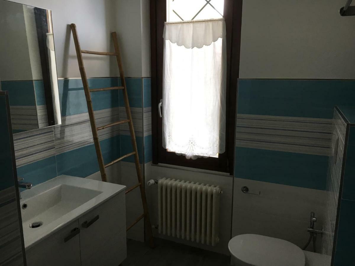 Bed and Breakfast Elleboro Carugo Экстерьер фото